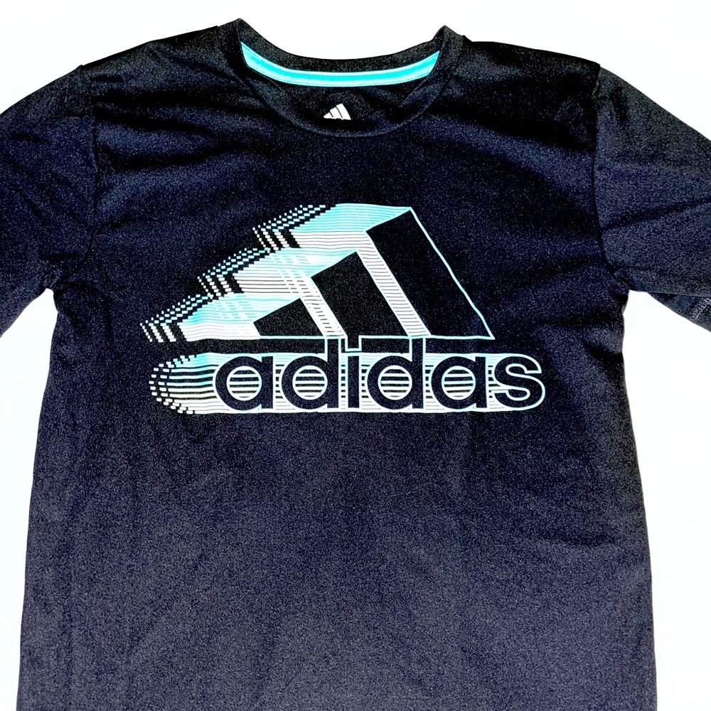 Boys Adidas drifit shirt size M